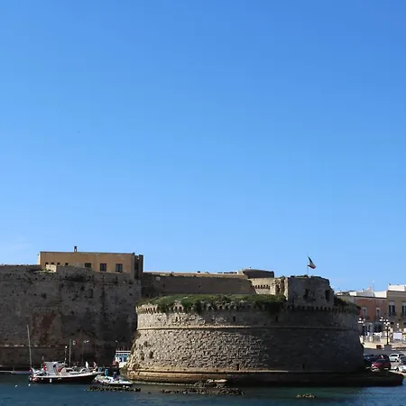 Galilei N2 Fronte Mare 4/6 P.l * Gallipoli